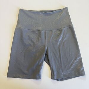 Beyond Yoga Twinkle High Waist Biker Shorts Grey Metallic Womens Medium